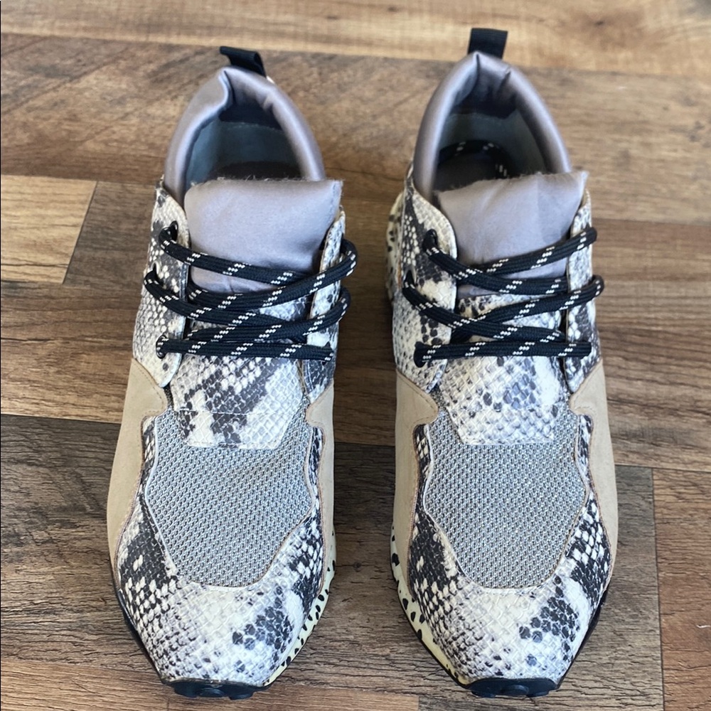Snakeskin Pattern Sneakers